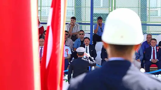 Vali Çiçek, 31'inci Dönem POMEM Mezuniyet Töreni'ne katıldı