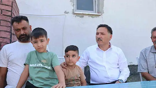 Vali Çiçek Elmalı mahallesi sakinleriyle buluştu