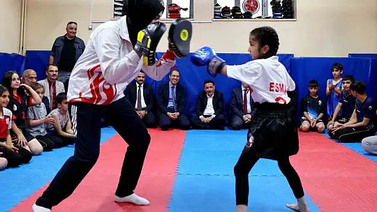 Vali Çiçek'ten Erva Sağlık Spor Kulübü'ne ziyaret