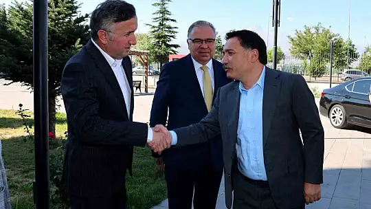 Vali Çiçek'ten İl Millî Eğitim Müdürlüğü'ne ziyaret