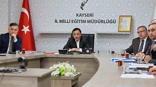 Vali Çiçek'ten İl Milli Eğitim Müdürlüğü'ne çalışma ziyareti