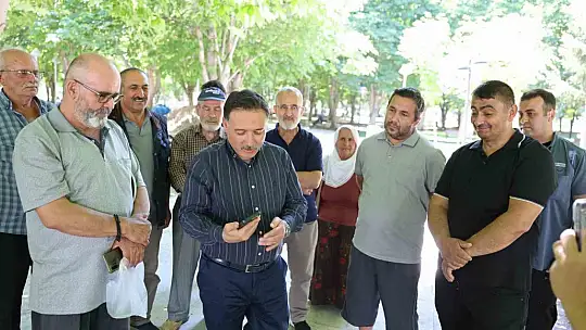 Vali Çiçek vatandaşlarla bir araya geldi