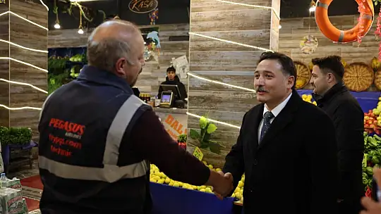 Vali Çiçek vatandaşlarla buluştu