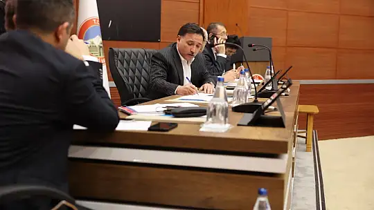 Vali Çiçek vatandaşlarla buluşmaya devam ediyor