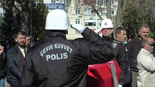 Vefat eden eski bakan için Kayseri'de tören düzenlendi
