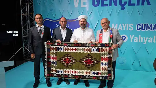 Yahyalı'da 'İslam'da Aile ve Gençlik' anlatıldı