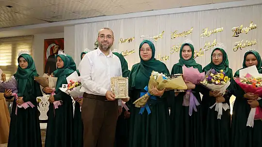Yahyalı'da 12 hafız için gurur günü