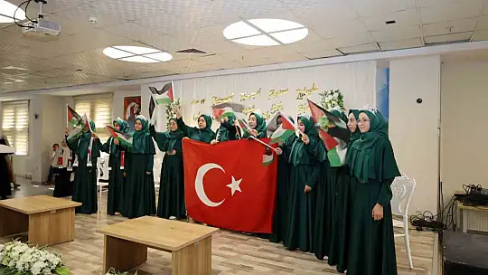 Yahyalı'da 12 hafız için gurur günü