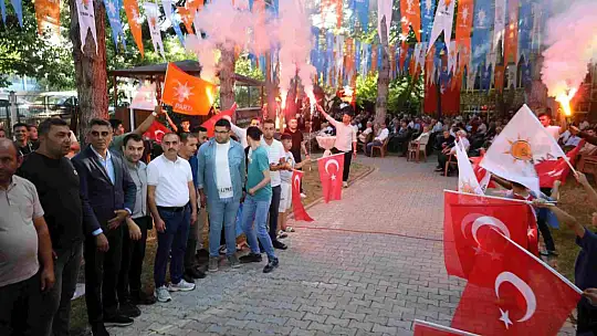 Yahyalı'da Ak Parti Teşkilatı tek yürek oldu
