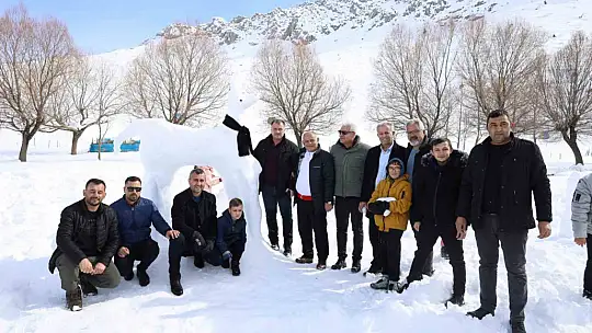 Yahyalı'da Kar Şenliği Coşkusu