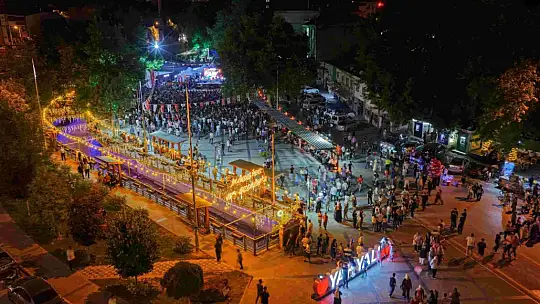 Yahyalı'da sıra gecesi coşkusu meydanlara sığmadı