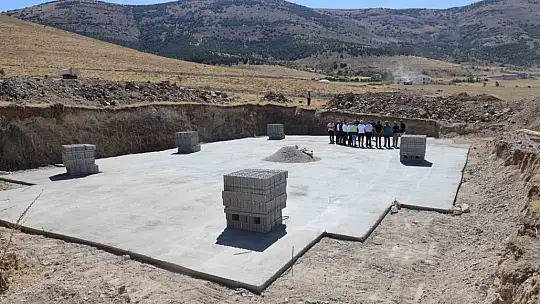 Yahyalı'da yeni TOKİ konutları çalışmaları tüm hızıyla sürüyor