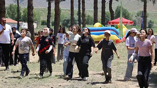 Yahyalı Gençler ERVA Spor Kulübü öğrencileri, Fidanlık AR-GE Merkezi'nde buluştu