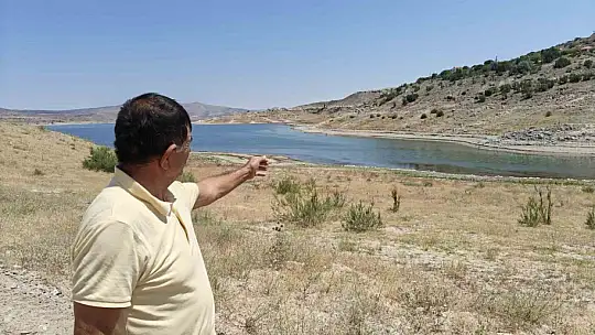 Yamula Barajı'nda sular çekildi, eski mahalle ortaya çıktı