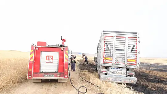 Yanan tır kullanılamaz hale geldi