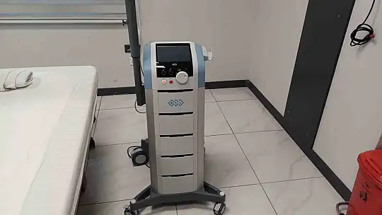 Yapay zeka destekli robotik lazer ile ameliyatsız tedavi