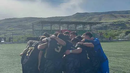 Yavru Aslanspor şampiyon oldu