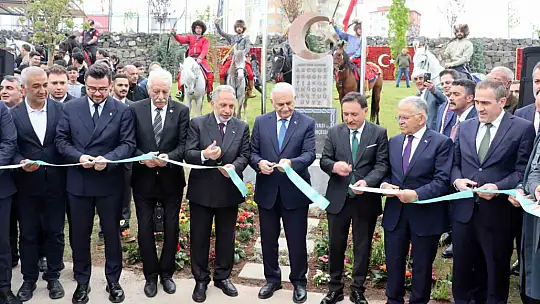 Yıldırım: 'Türkistan bölgesindeki bazı ülkelerin Kiril alfabesini kullanması işimizi zorlaştırıyor'