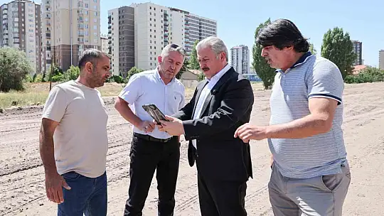 Yıldırım Beyazıt Mahallesi yeni yollarla daha da güzelleşiyor