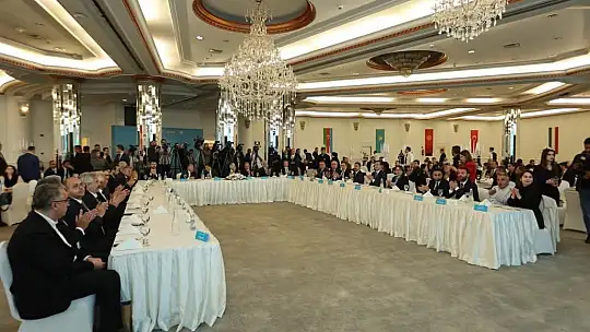 Yıldırım'dan 'yeni Türk dünyası alfabesi' açıklaması