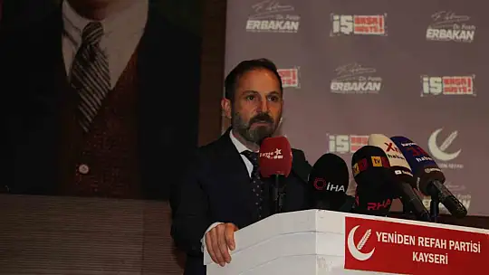 YRP Genel Başkan Yardımcısı Osmanağaoğlu: 'Çürümekte olan yaprağın düşmesiyle çınara hiçbir şey olmaz'