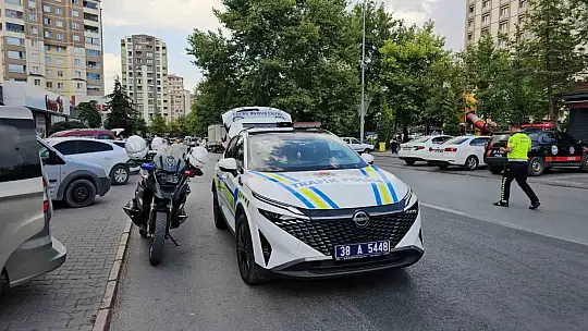 Yunus ekibi kaza yaptı: 2 polis yaralı