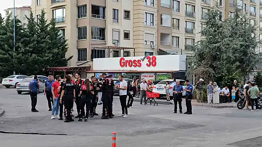 Yunus ekibi kaza yaptı: 2 polis yaralı