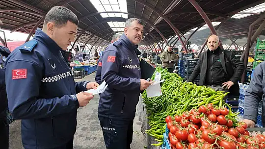 Zabıta ekiplerinden fırın, pazar ve market denetimi