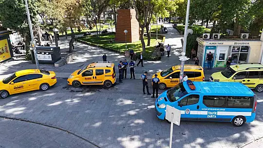 Zabıtadan taksi ve duraklarına yönelik denetim