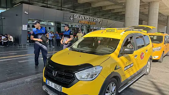 Zabıtadan taksi ve duraklarına yönelik denetim