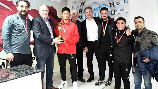 Zirveye Talas Belediyespor ambargosu