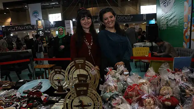 8. Kayseri Kitap Fuarı'nda KAYMEK standına yoğun ilgi