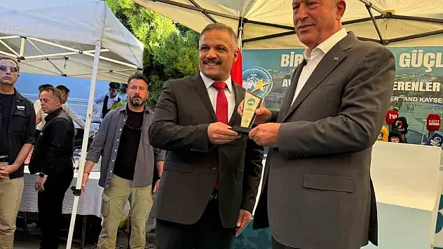 AKİB'den Hulusi Akar'a destek: 'Türkiye'nin gururu, Kayseri'nin onurudur'