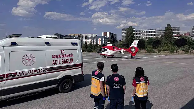 Ambulans helikopter beyin kanaması geçiren hasta için havalandı