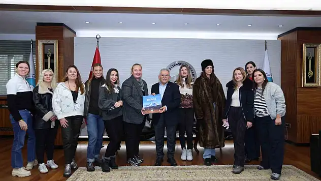 Başkan Büyükkılıç, Paris Büyükelçiliği Kültür ve Tanıtma Müşavirliği heyetini ağırladı