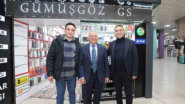 Başkan Büyükkılıç'tan Hunat Çarşısı esnafı ve vatandaşlarla samimi buluşma