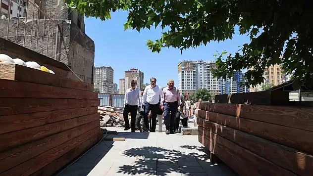 Başkan Büyükkılıç, Tasmakıran Camii'ndeki restorasyon çalışmalarını inceledi