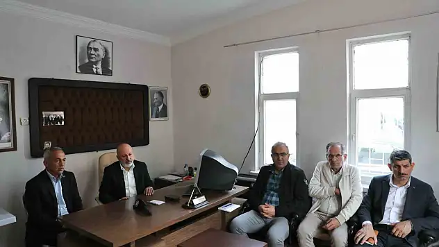 Başkan Çolakbayrakdar: 'Hemşehrilerimizin ihtiyaçlarını yerinde tespit ediyoruz'