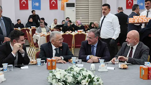 Başkan Özdoğan : 'Hacılar, birlik ve dayanışmanın ilçesidir'