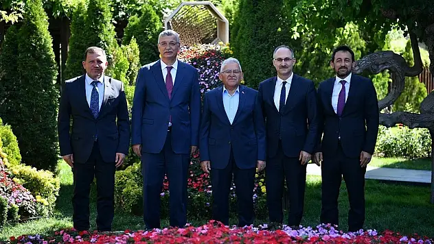 Büyükşehir'de Avrupa Spor Şehri Kayseri'nin spor projeleri masaya yatırıldı
