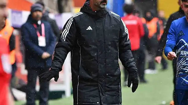 Erciyes 38 FK Teknik Direktör Adem Çak: 'Seri yakaladığımız an neler yapabileceğimizi biliyoruz'