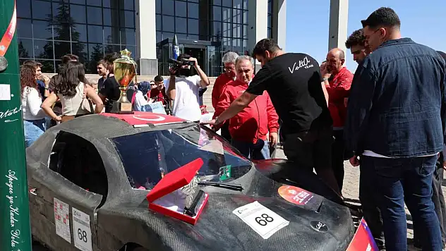 ERÜ'den TEKNOFEST 2025'e damga: 12 ödül, 27 finalist takım