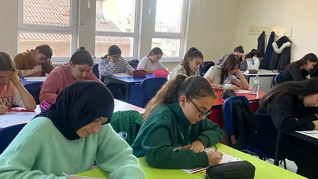 Genç KAYMEK'te TYT ve LGS deneme heyecanı