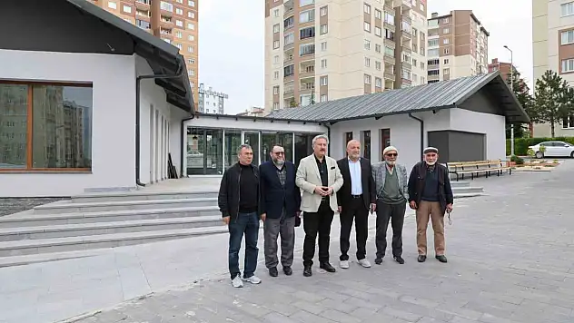 İldem'e yapılan sosyal tesis genç ve yaşlıları bir araya getirecek
