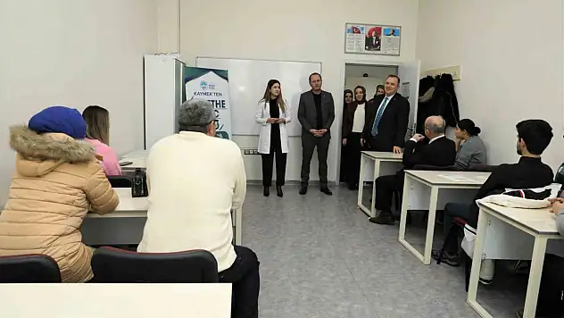 KAYMEK'te Almanca yeterlilik belgesi sahiplerini buldu