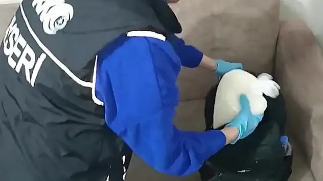 Kayseri'de 'torbacı' operasyonu: 5 gözaltı