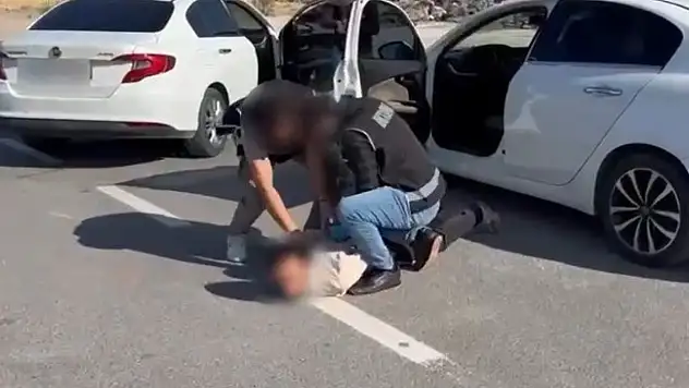 Kayseri'de ruhsatsız silah operasyonu