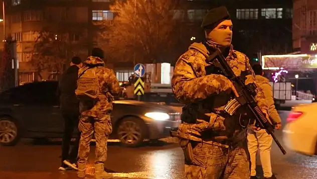 Kayseri emniyetinden yılbaşı öncesi sıkı denetim: Bin 16 şahıs sorgulandı