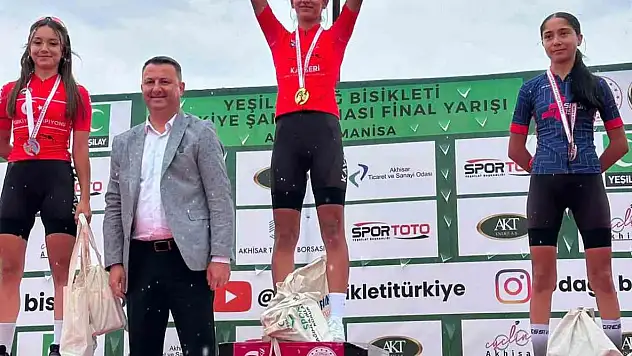 Kayserili Bisikletçiler Türkiye Şampiyonası'na Damga Vurdu