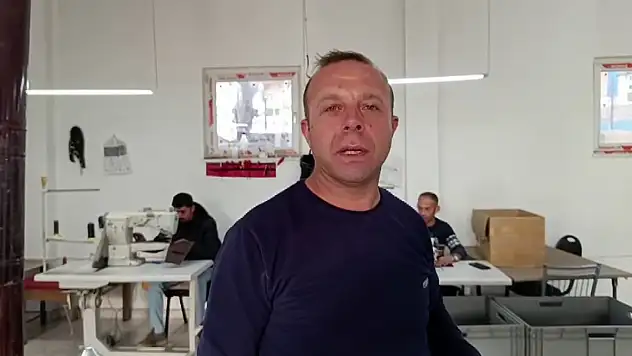 Köyden İstanbul'a çanta imalatı